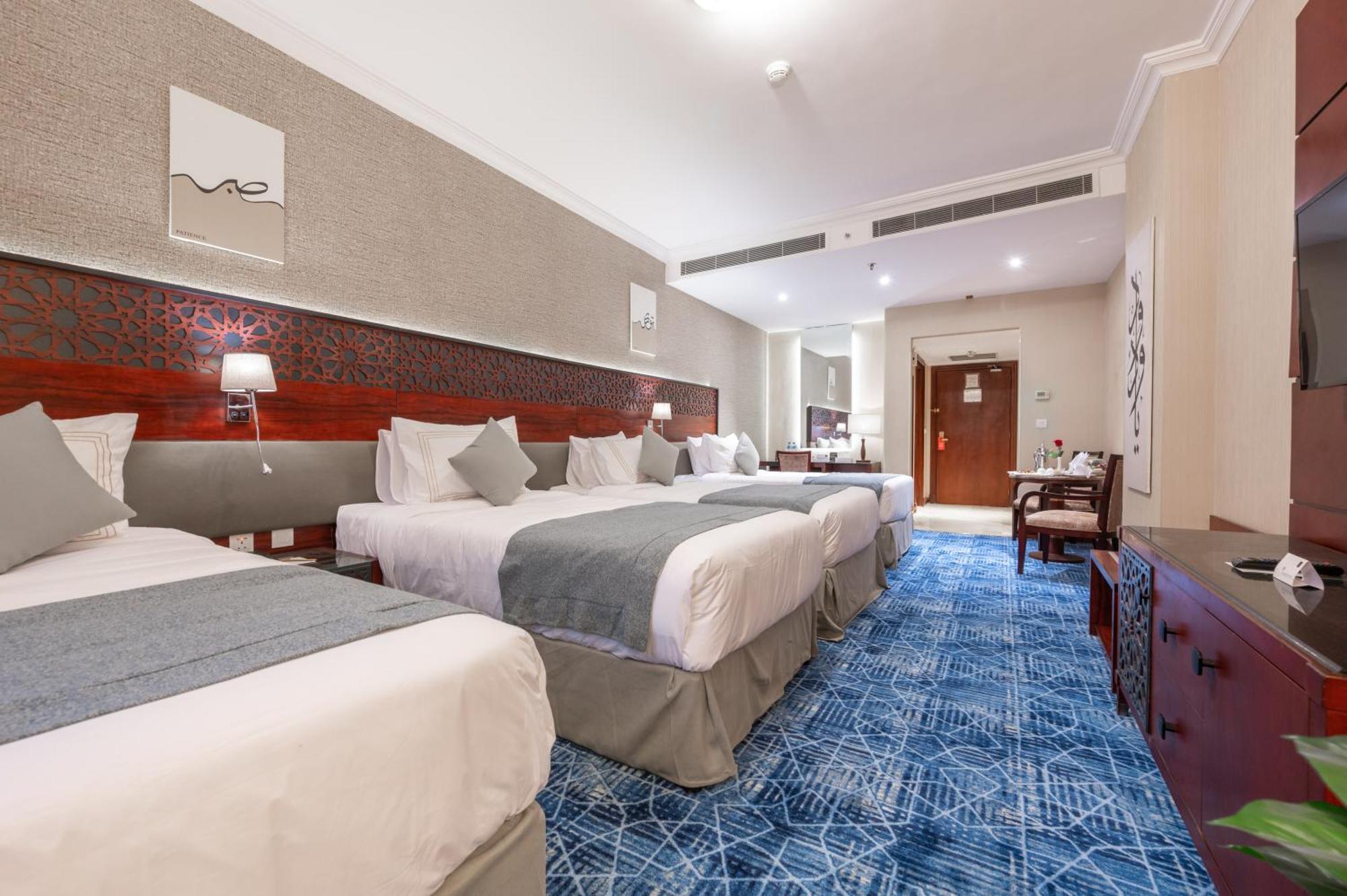 Shaza Regency Plaza Al Madinah Hotel Medina Exterior photo Family room
