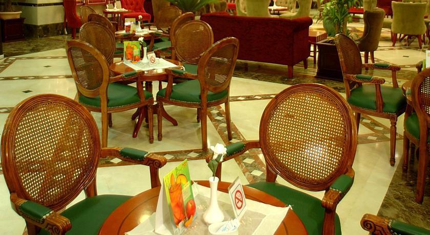 Shaza Regency Plaza Al Madinah Hotel Medina Exterior photo The lobby of the hotel