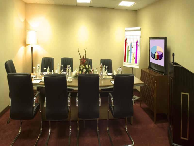 Shaza Regency Plaza Al Madinah Hotel Medina Exterior photo A meeting room